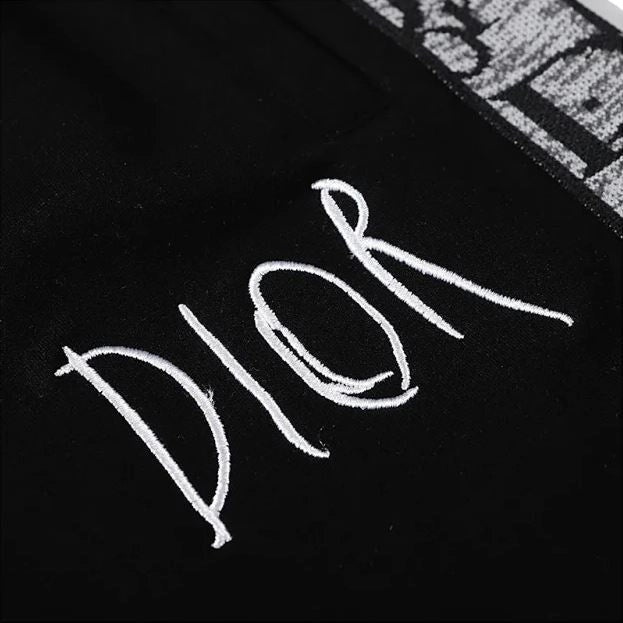 Novo Shorts Unissex com Fita e Assinatura de Artista — design moderno, versátil