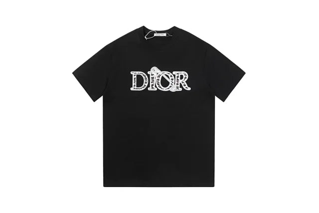 Camiseta Dior de Manga Curta com Bordado e Patch Exclusivo